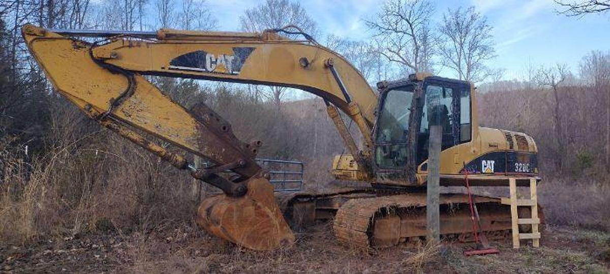 Used 2005 Caterpillar 320CL