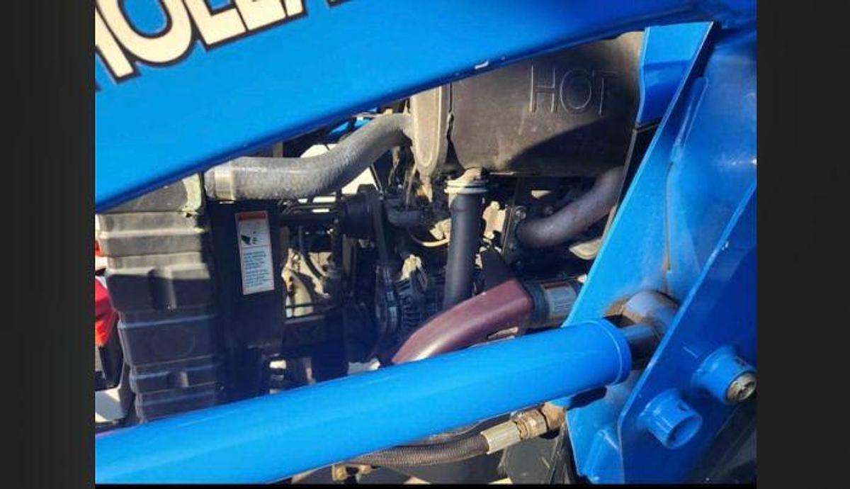 Used 2003 NEW HOLLAND TC35