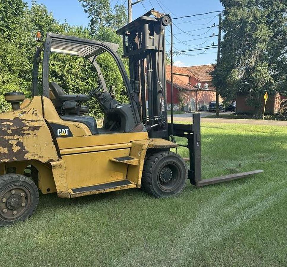 Used 2016 CATERPILLAR DP70N Forklift