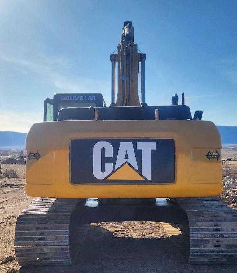 Used 2009 Caterpillar 325dl