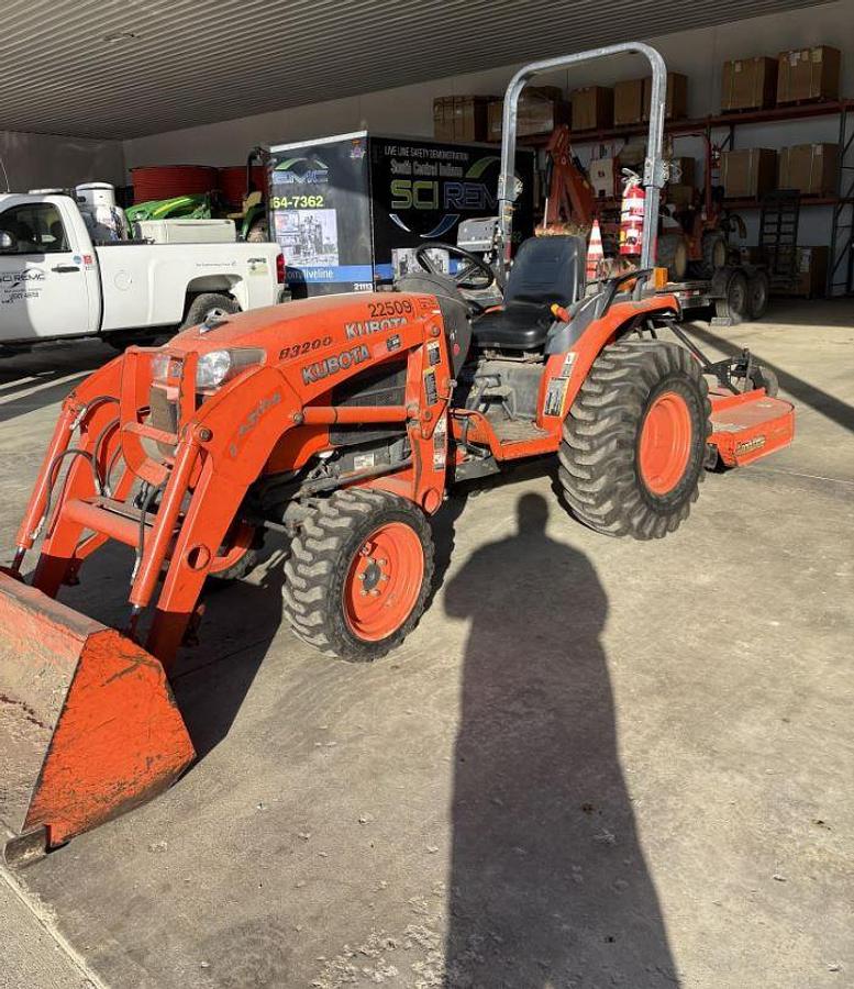 Used 2009 Kubota B3200