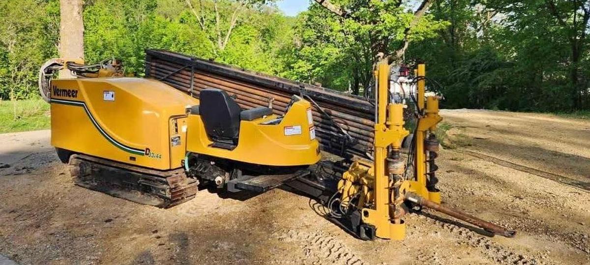 Used 2001 VERMEER NAVIGATOR D33X44