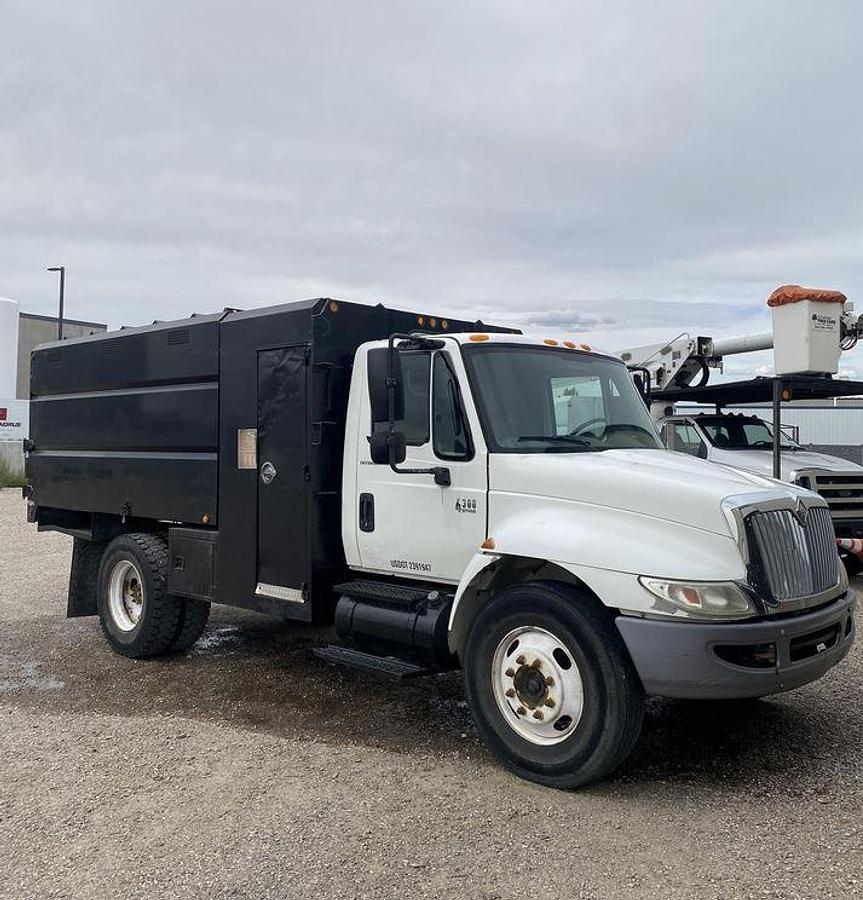 Used 2007 INTERNATIONAL DURASTAR 4300