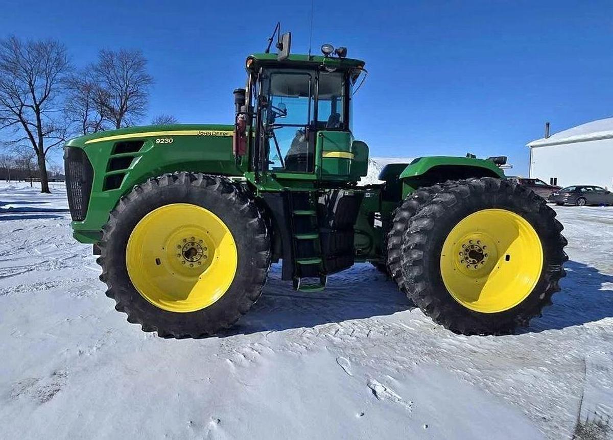 Used 2010 John Deere 9230 Tractor