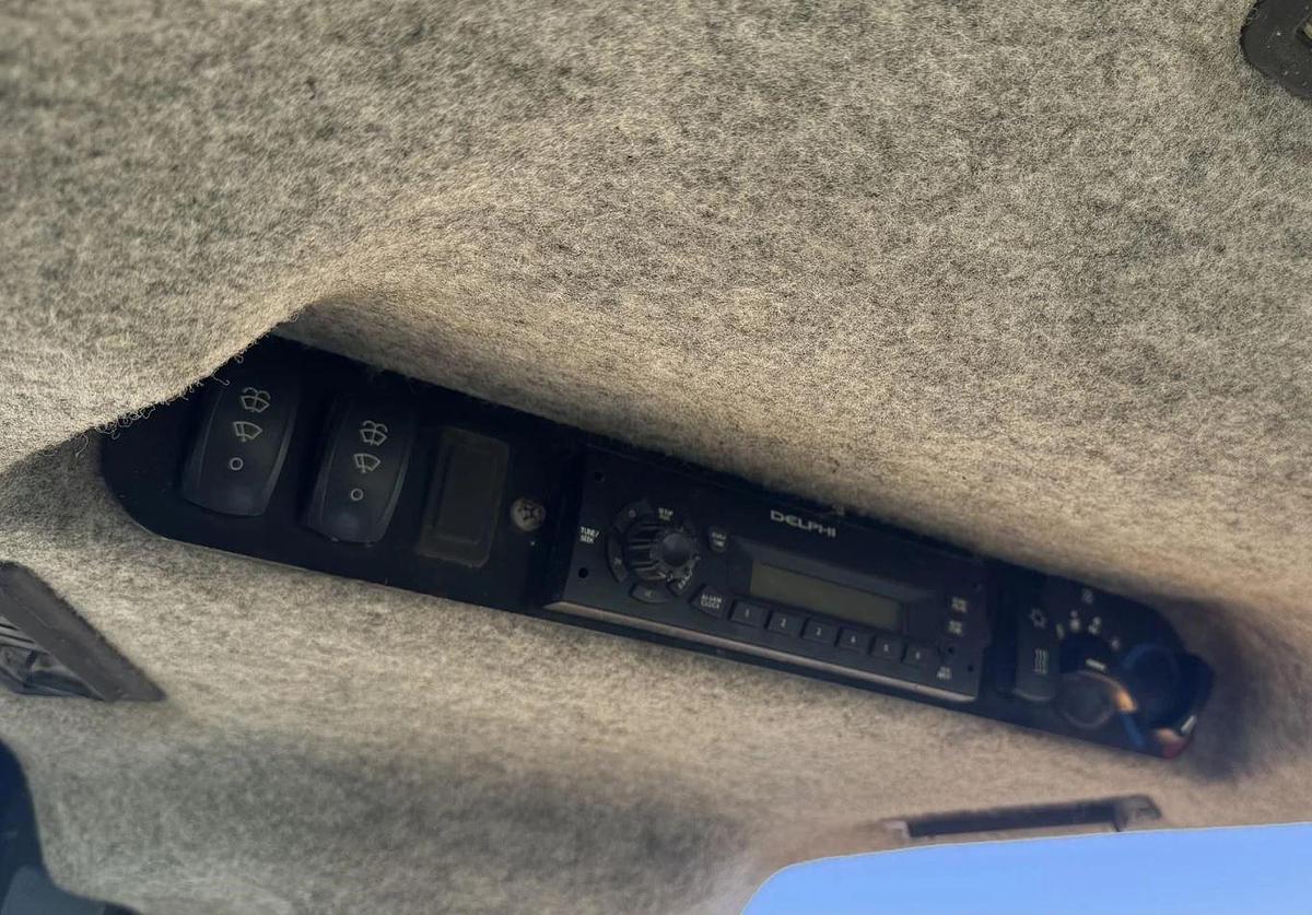 Used 2011 DEERE 700J LGP Crawler Dozer