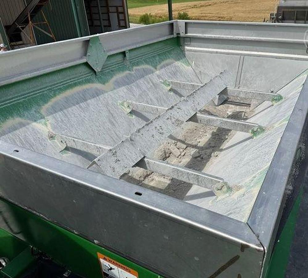 Used 2020 JOHN DEERE F4365