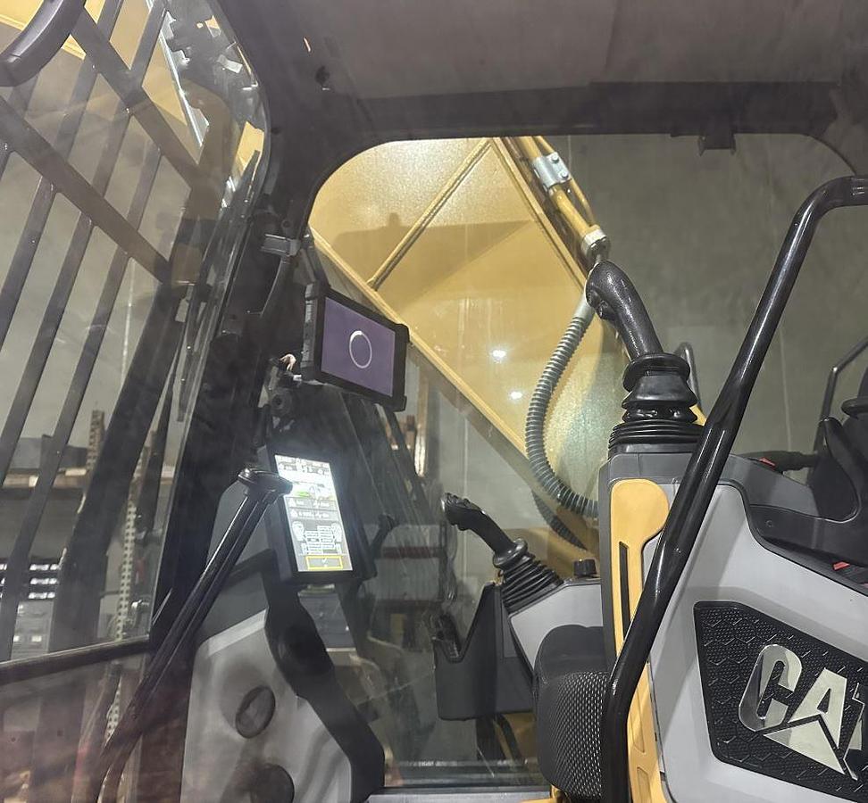 Used 2021 Caterpillar 323 Excavator