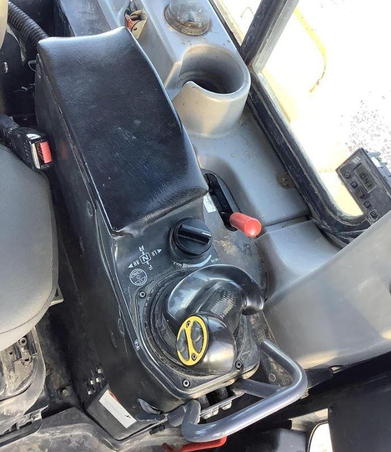 Used 2012 Komatsu D65PX-17