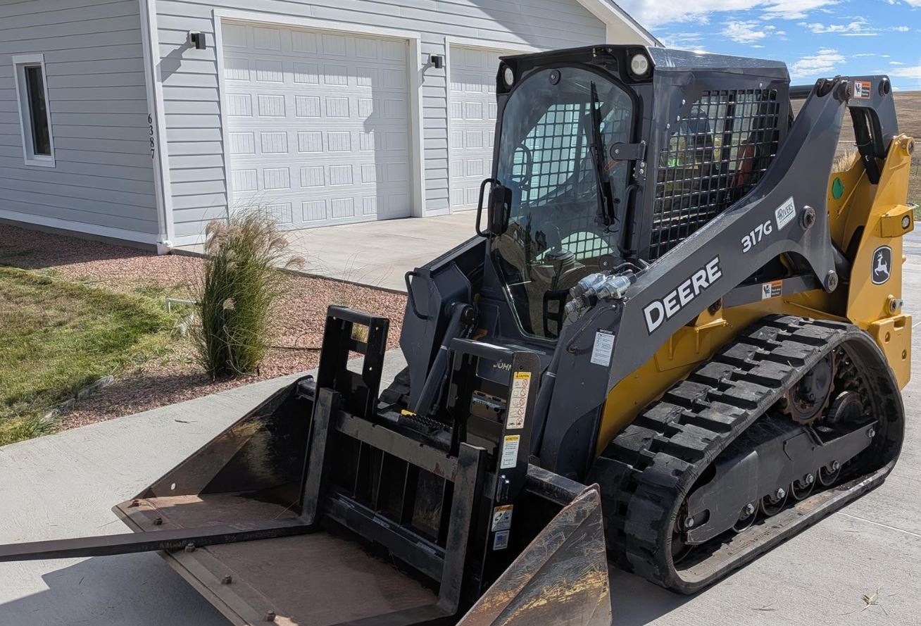 Used 2019 John Deere 317G
