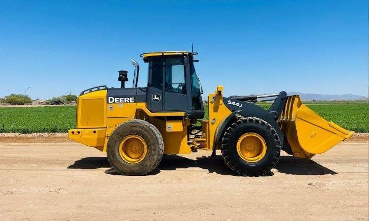 Used 2004 JOHN DEERE 544J
