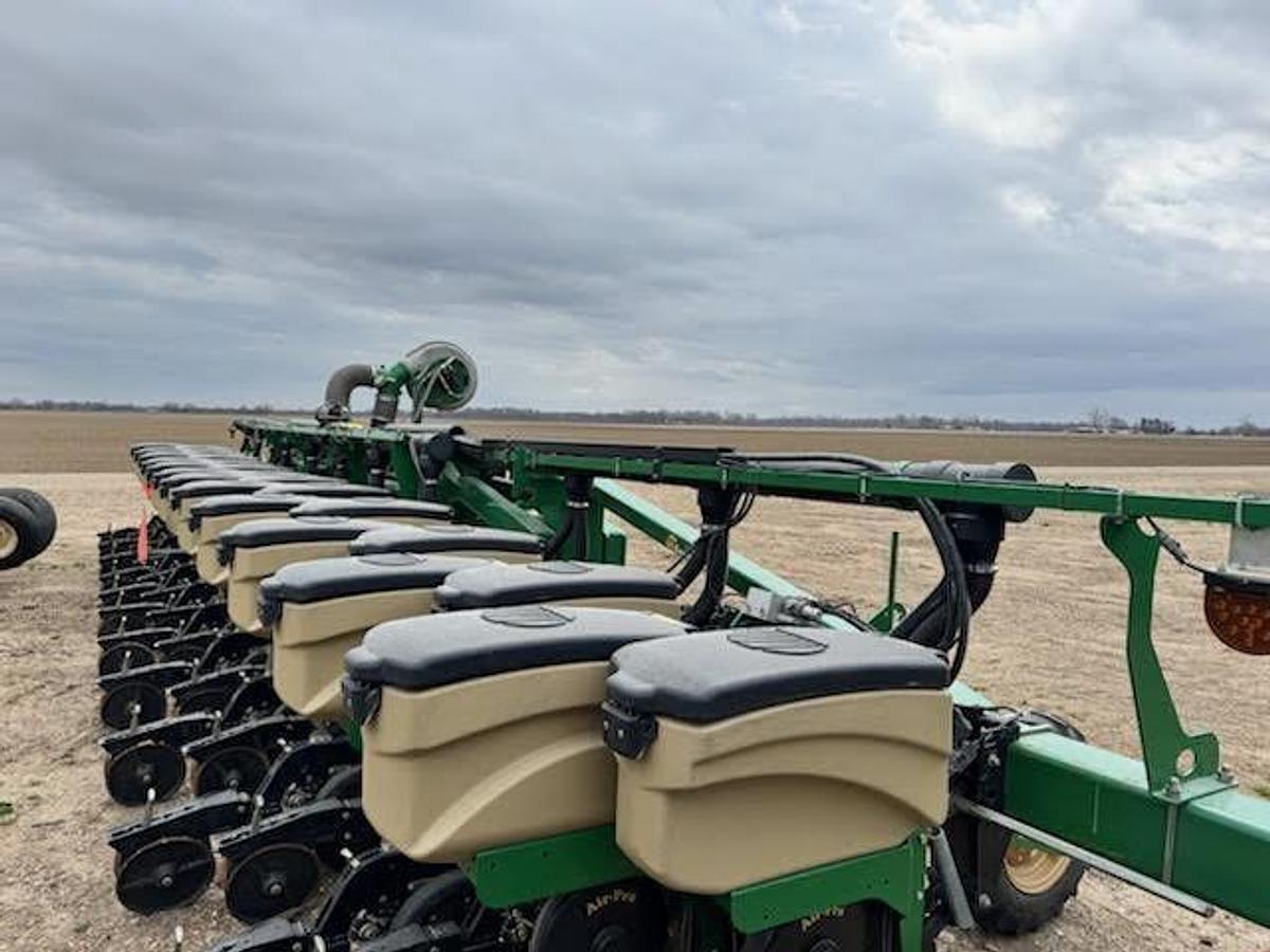 Used 2019 GREAT PLAINS 3P4025AH