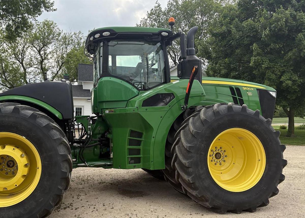 Used 2021 John Deere 9520R