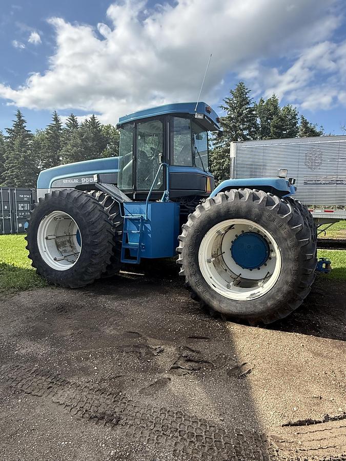 Used 1997 New Holland 9682