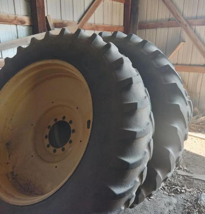 Used 1995 John Deere 8100