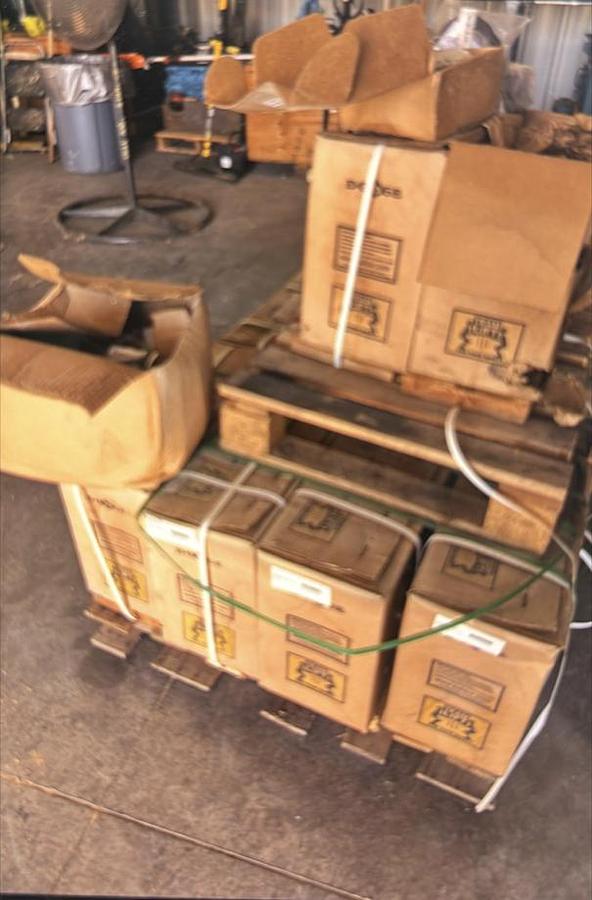 Used Dodge Housing Pillow Block Bearing with Adaptors/Dust Covers