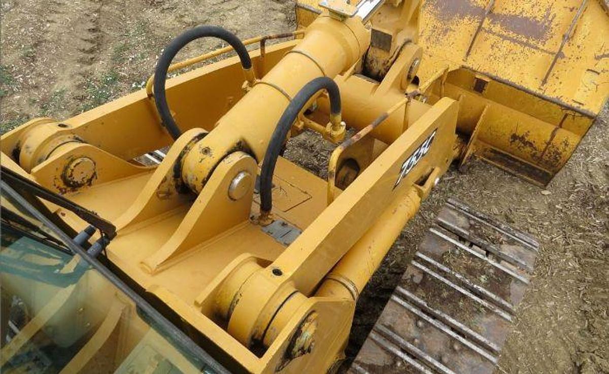 Used 2004 JOHN DEERE 755C