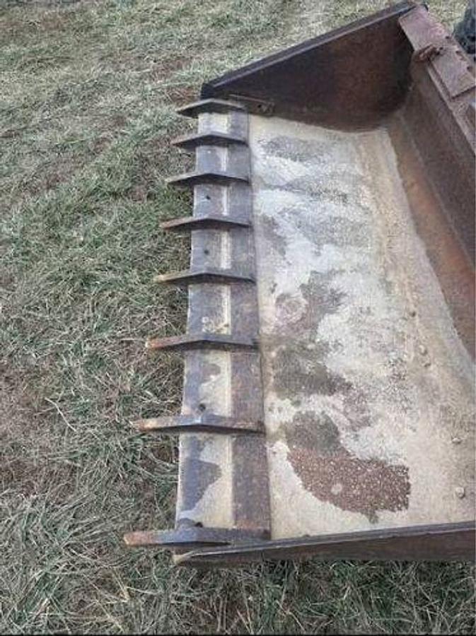 Used CASE 435 Skid Steer