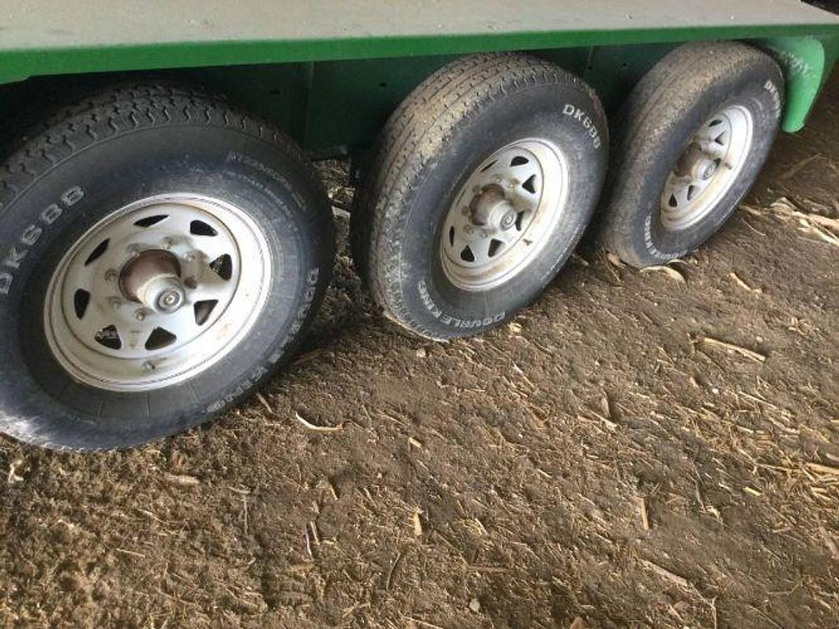 Used Used Northwood MFG Seed Shuttle 400