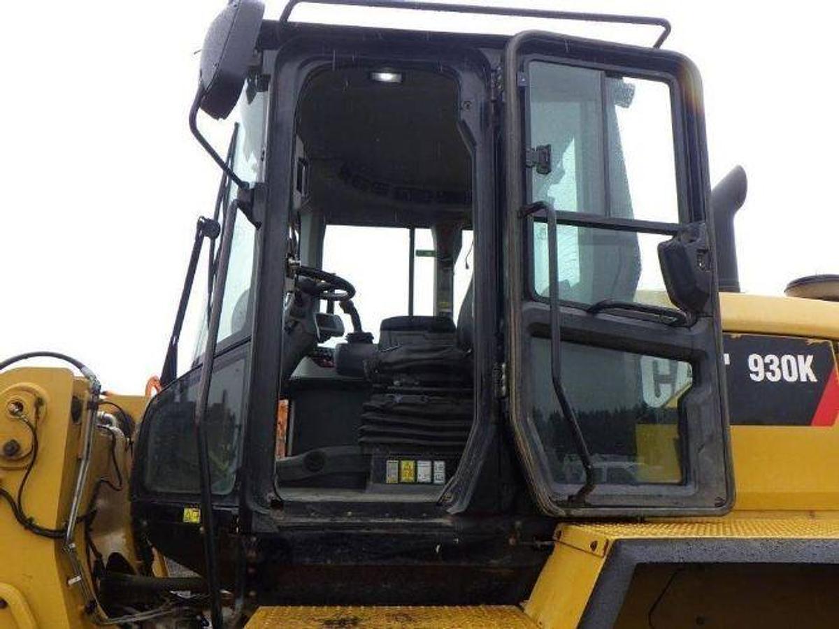 Used 2015 CATERPILLAR 930K Wheel Loader