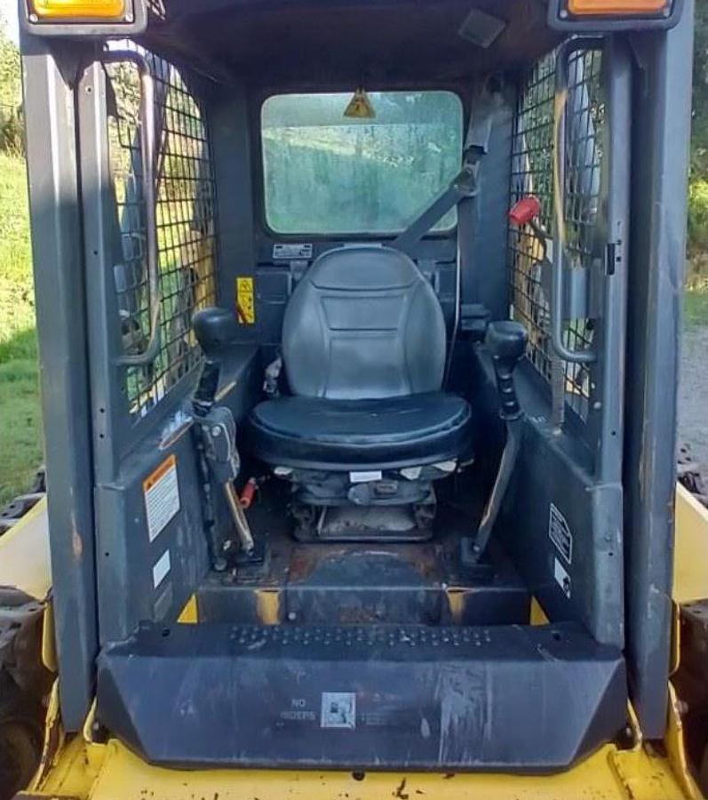 Used 2005 New Holland LS180