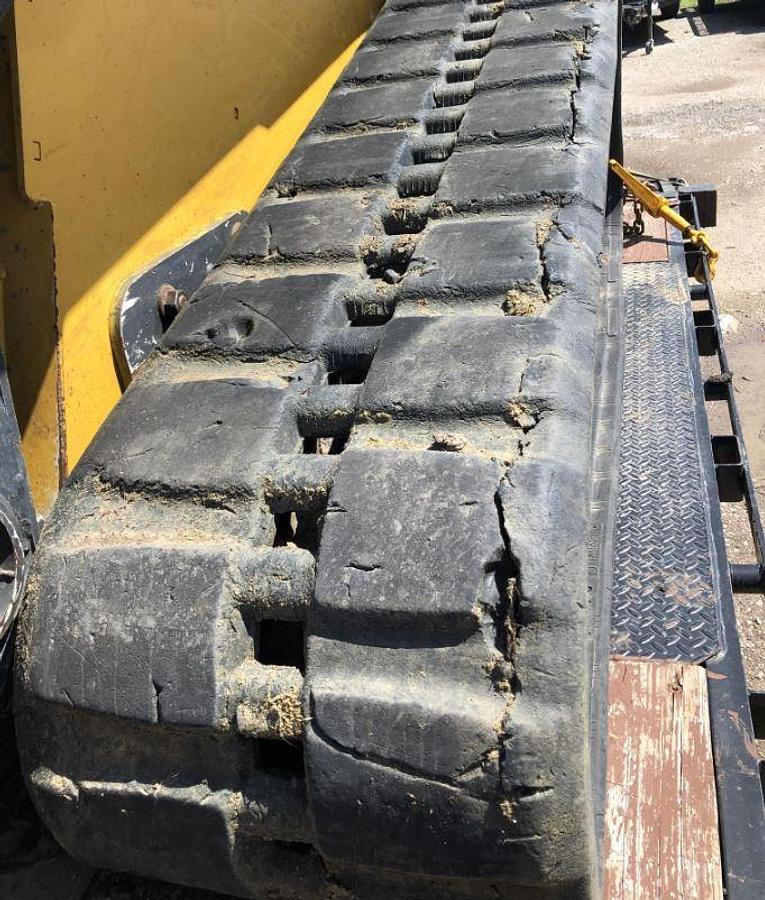 Used 2023 John Deere 331G