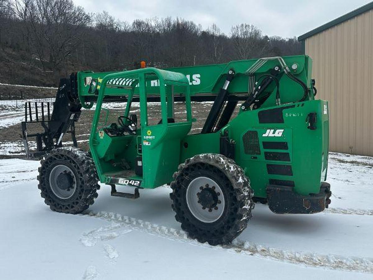 Used 2016 JLG 6042 Skytrak Telescopic Forklift