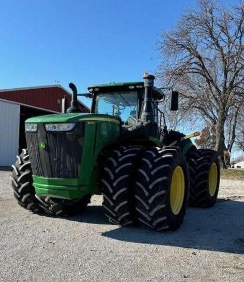 Used 2017 JOHN DEERE 9370R
