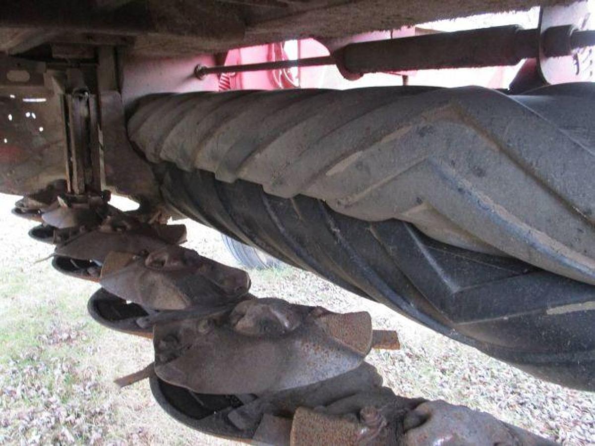 Used 2000 NEW HOLLAND H7450