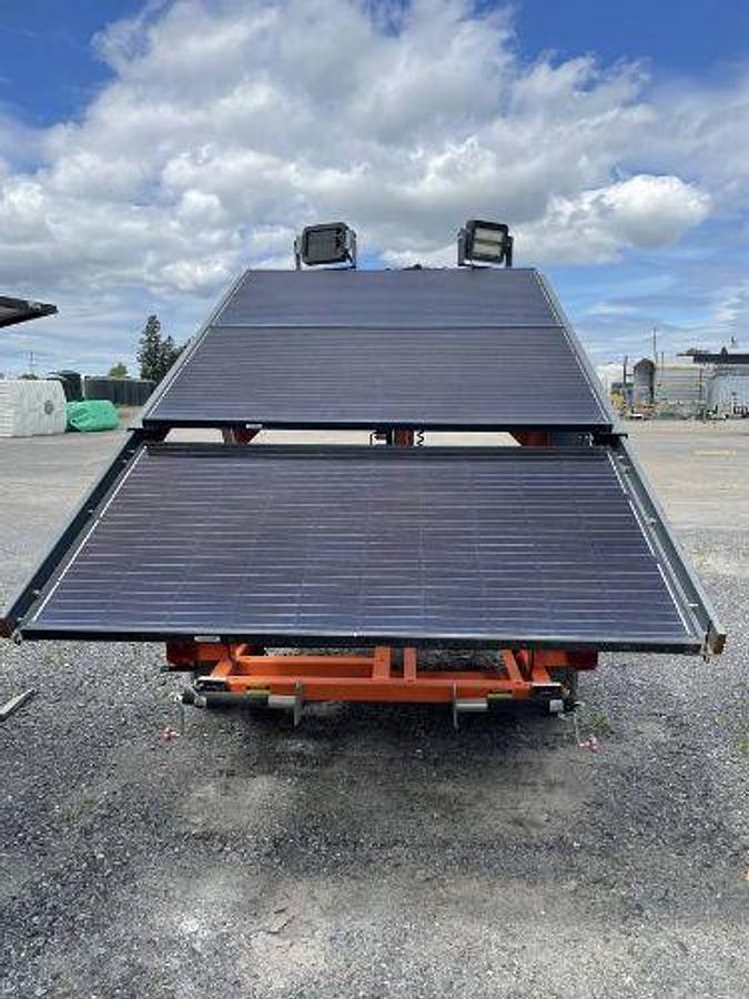 Used 2019 National Signal Solar Light Tower Trailer