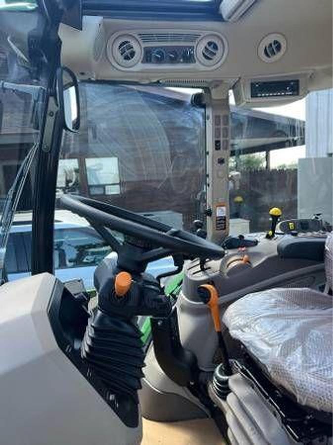 Used 2023 John Deere 5130M2023 John Deere 5130M