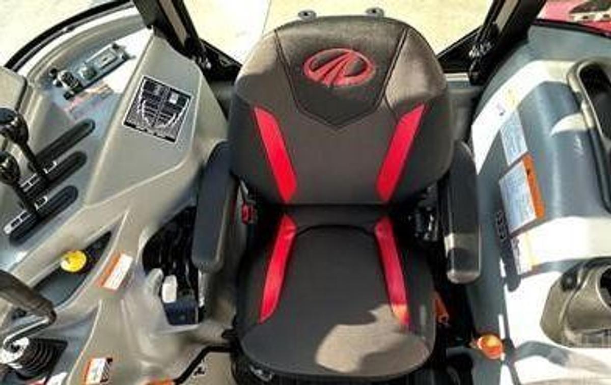 Used 2022 Mahindra 6075 PST