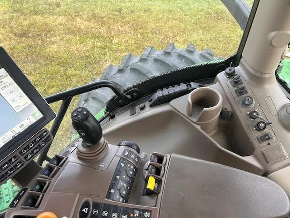 Used 2017 JOHN DEERE 6195R