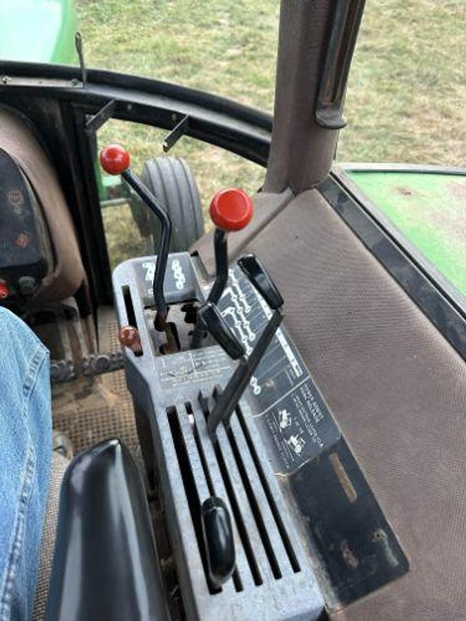 Used 1983 JOHN DEERE 4650