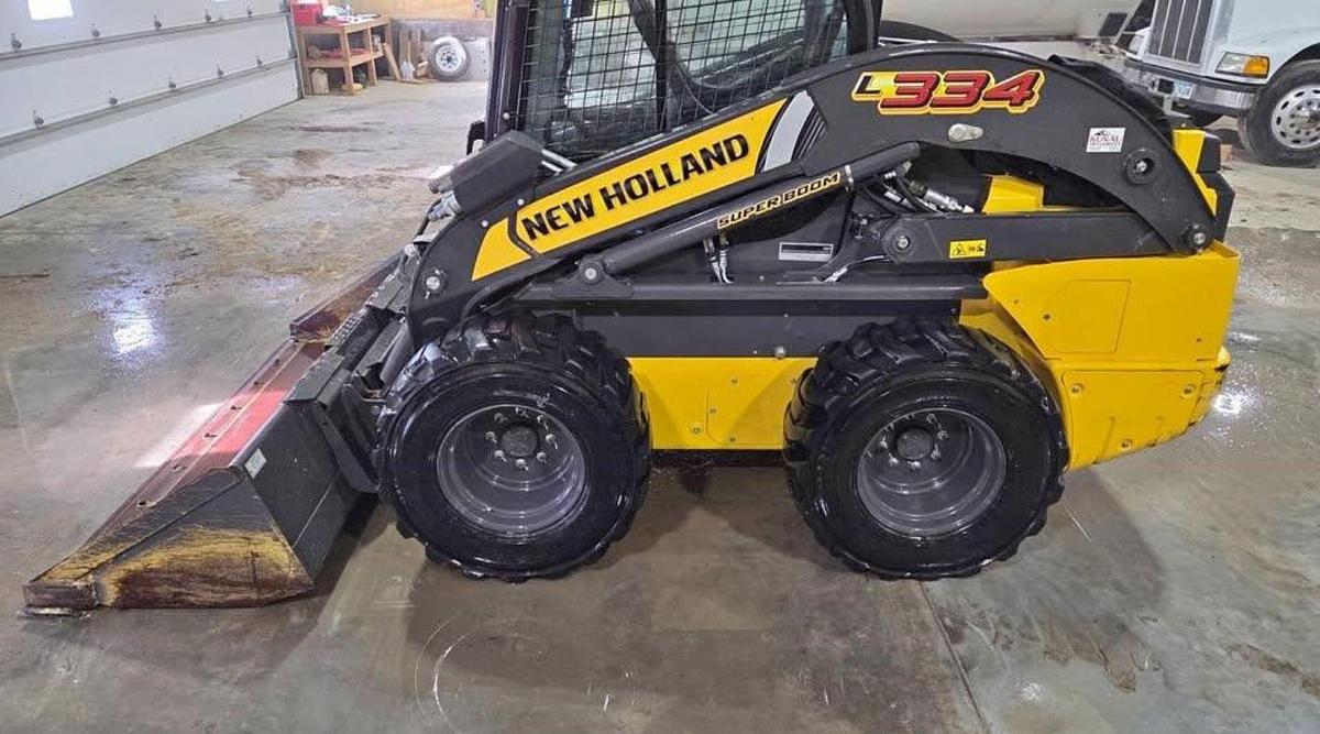 Used 2022 New Holland L334