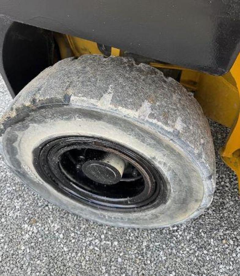 Used 2006 Yale GDP100MJ