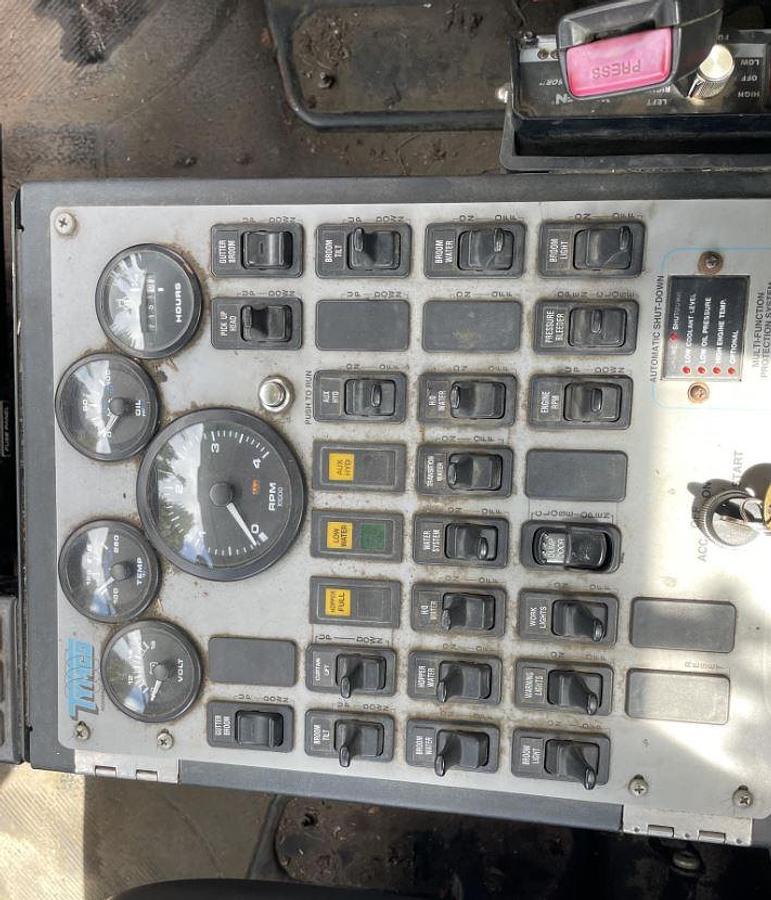 Used 2008 TYMCO 600
