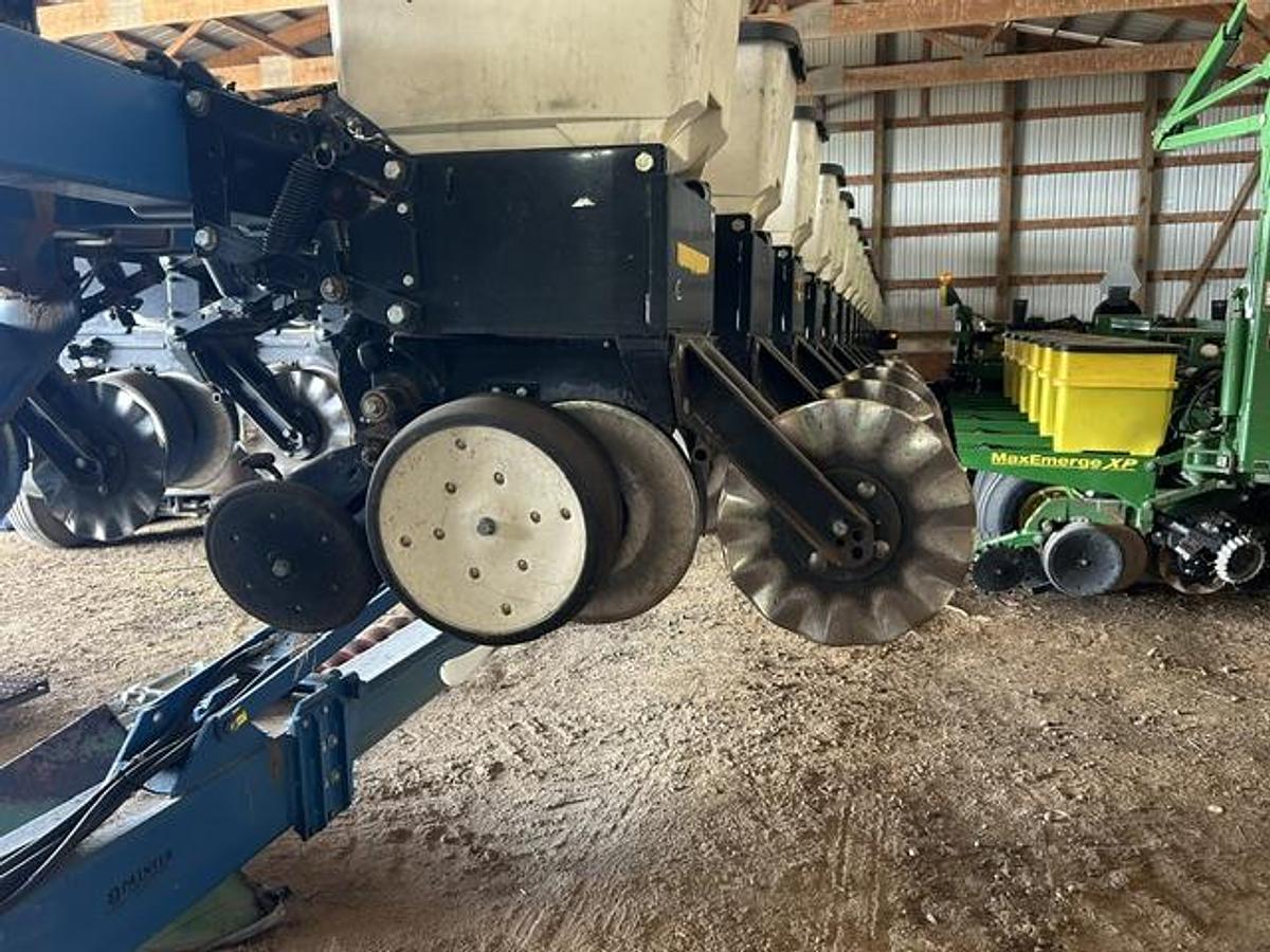 Used 2006 Kinzie 3600