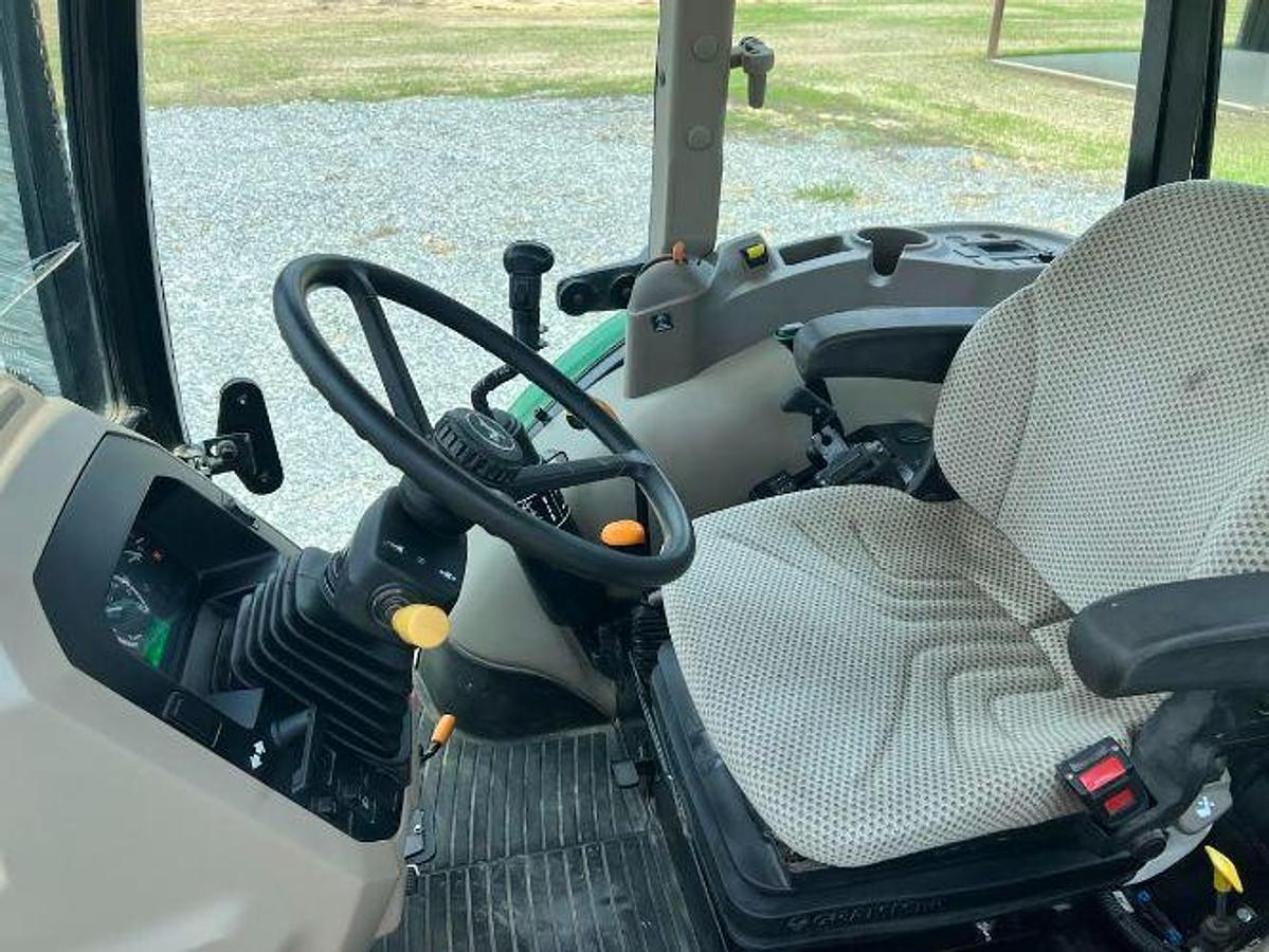 Used 2020 JOHN DEERE 5075E
