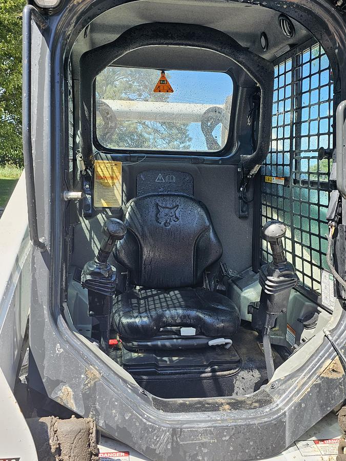 Used 2018 Bobcat S650 w/ Pj Tilt Trailer