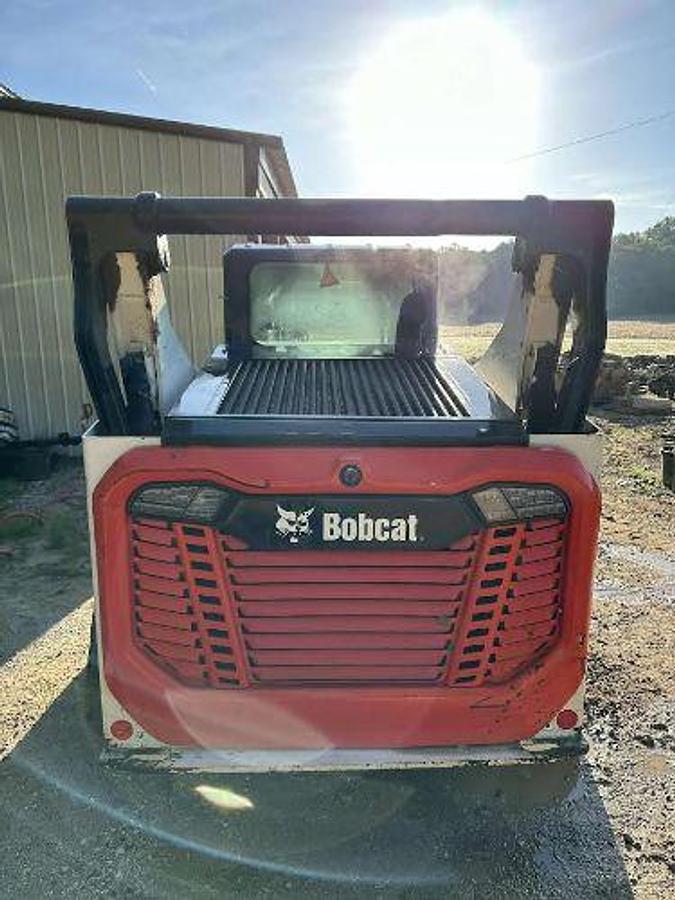 Used 2021 BOBCAT T76