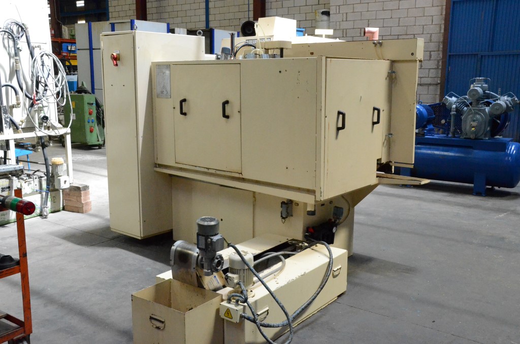 Usado 1998 SAMPUTENSILI SCT 3 Achaflanadoras #4309