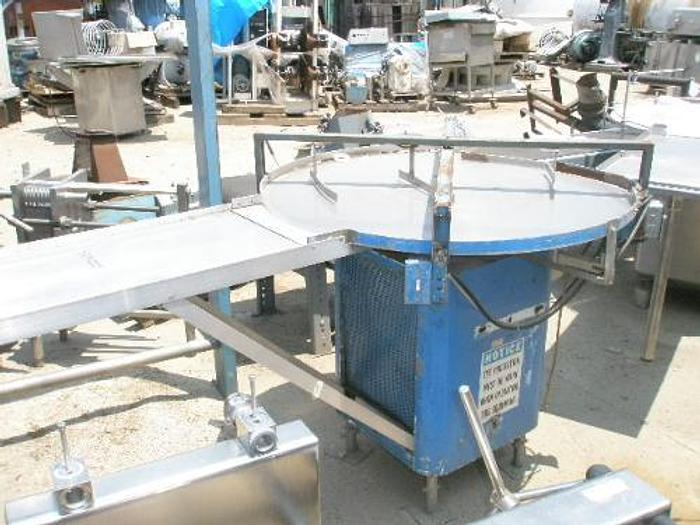Used Table, Accumulation, 42" Dia, S/st, 1/4 HP, C/st Frame #S734777