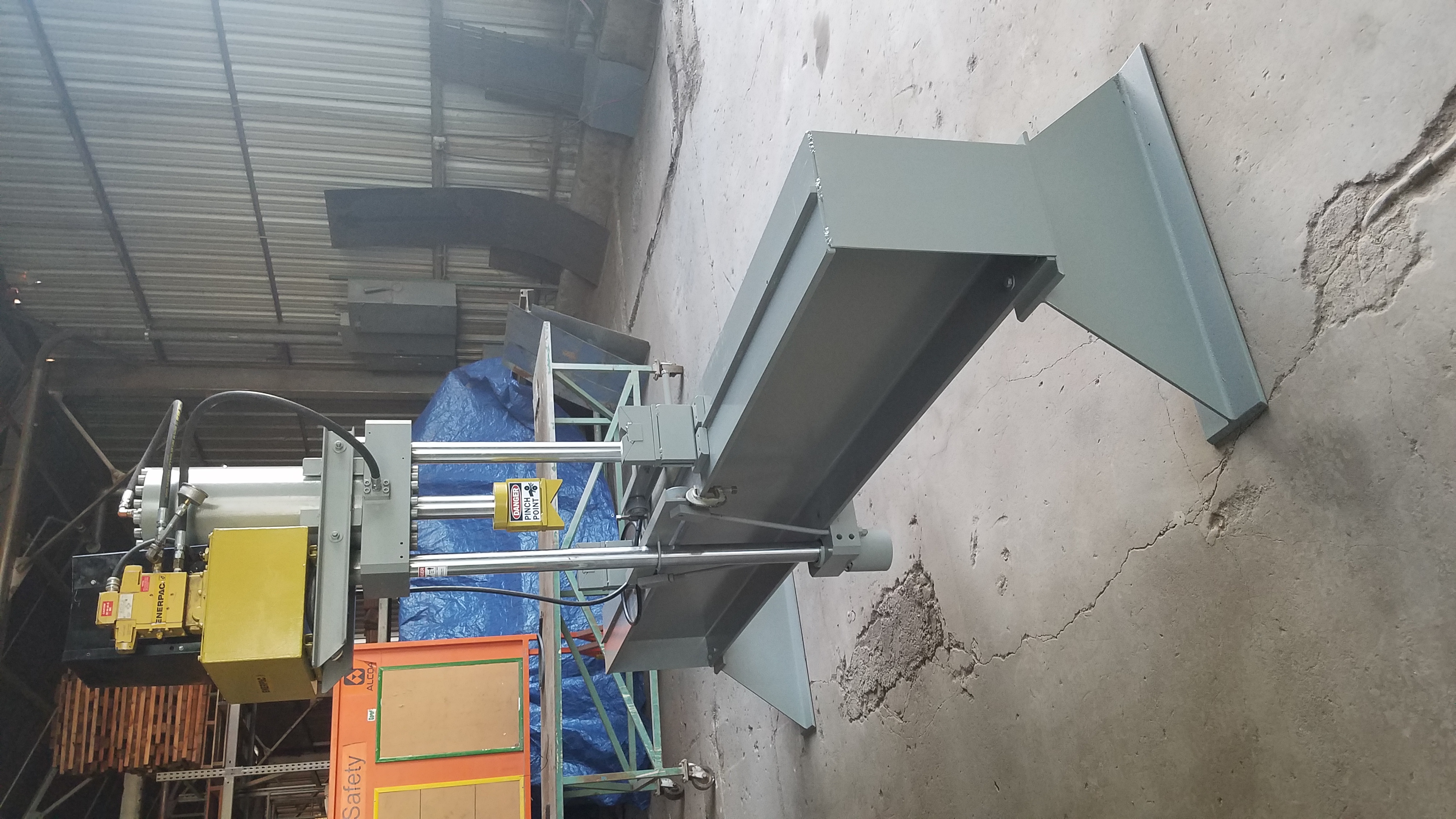 Used 80 Ton Rutil Hydraulic Straightening Press; 2 Axis Traveling Head; Dual Tie Rod Type