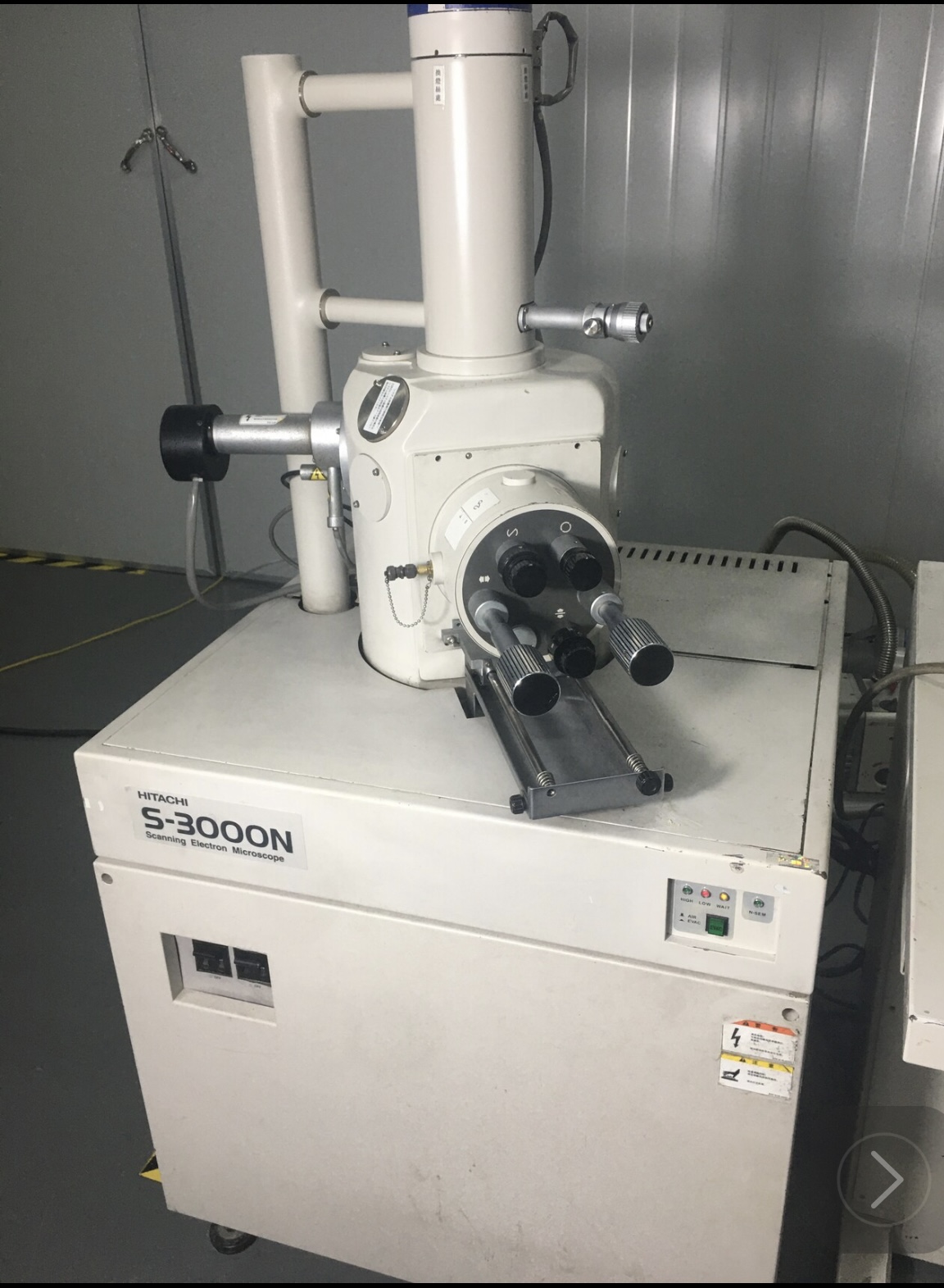 Used Hitachi S-3000N SEM