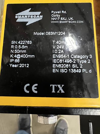 NEW-SMARTSCAN MODEL 083M1204 LIGHT CURTAIN SET, TRANSMITTER AND RECEIVER ABOUT 50" IN LENGTH