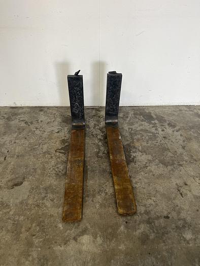 Used Kenhar  K-526 Forklift Forks 37 1/2" x 21 3/8" x 1.5"