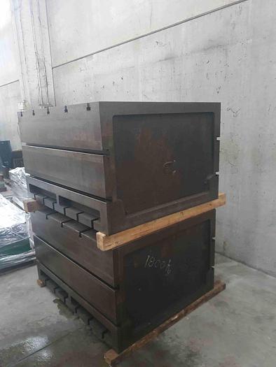 Usato CUBO SCANALATO IN GHISA