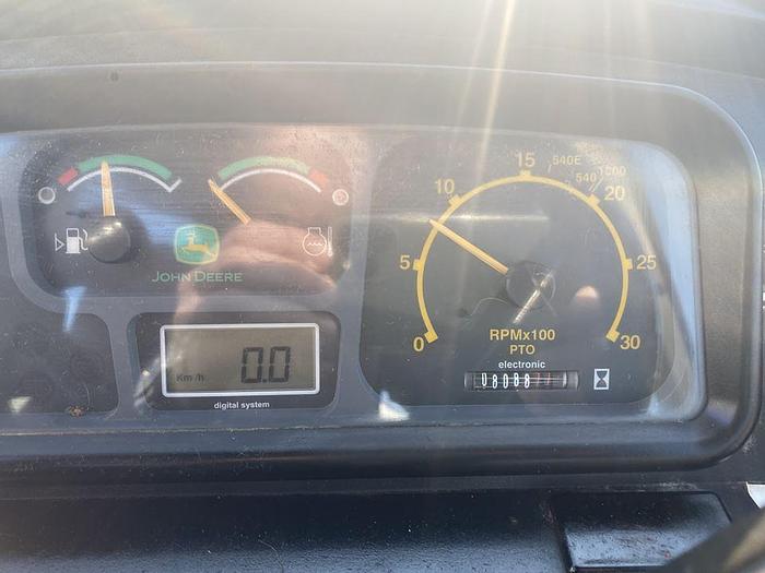 Usato 2004 JOHN DEERE 5615 F