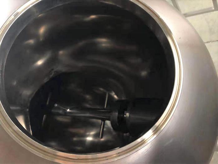 Used NEW 3 CU. FT. TWIN SHELL BLENDER WITH INTENSIFIER BAR – S/S (#9694)