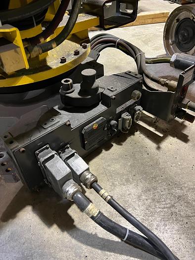 Used FANUC R2000iB/210F WITH R30iA CONTROLLER, CLEANED AND TESTED